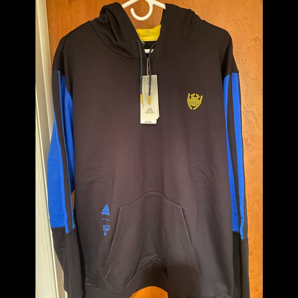 Adidas Men’s Donovan Mitchell Ninja Basketball Pullover Hooded Sweatshirt